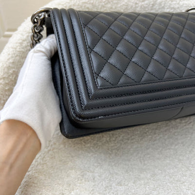 Chanel Medium 25cm Boy Flap in Black Caviar and RHW (Model: A67086)