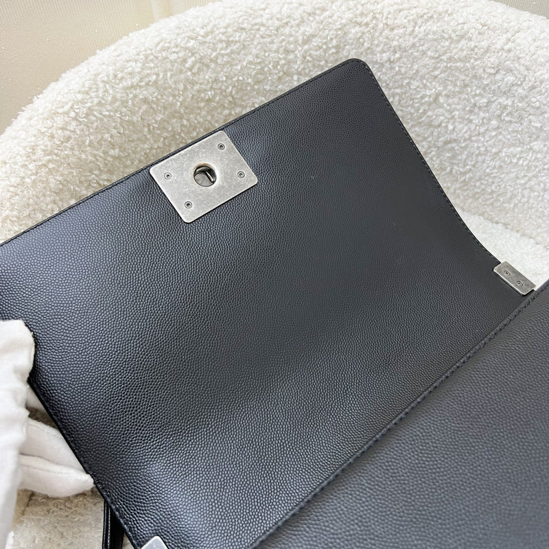 Chanel Medium 25cm Boy Flap in Black Caviar and RHW (Model: A67086)