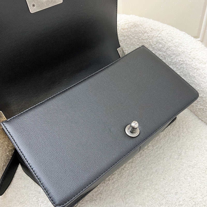 Chanel Medium 25cm Boy Flap in Black Caviar and RHW (Model: A67086)