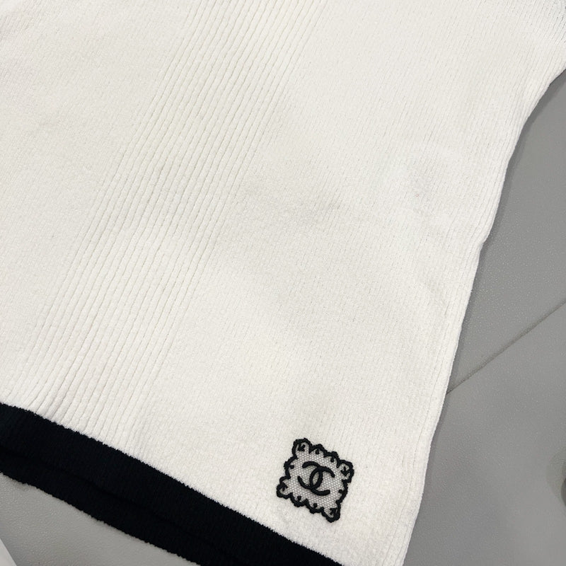 Chanel 25S Tank Top in Black and White Cotton and Polyamide (Model: P79494)
