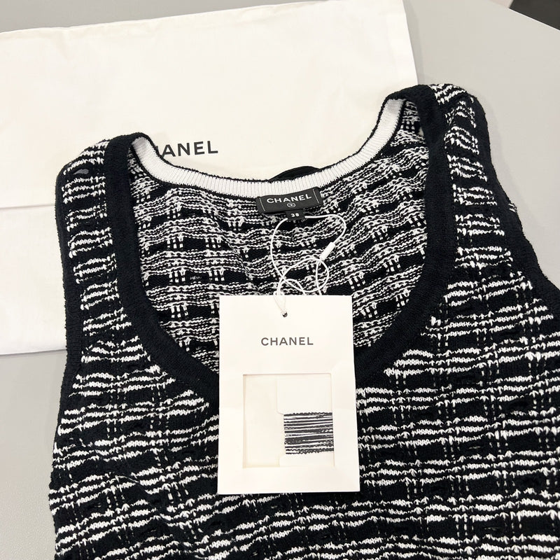 Chanel 25S Sleeveless Knit Mini Dress in Black and White (Model: P79186)