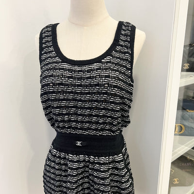 Chanel 25S Sleeveless Knit Mini Dress in Black and White (Model: P79186)