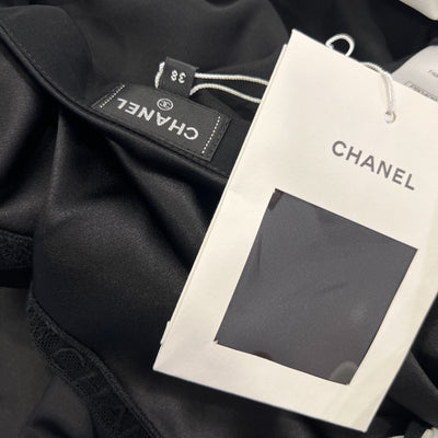 Chanel 24K Knitted Pullover with Zipper and Charms in Navy Wool and Polyamide (Model: P78425)