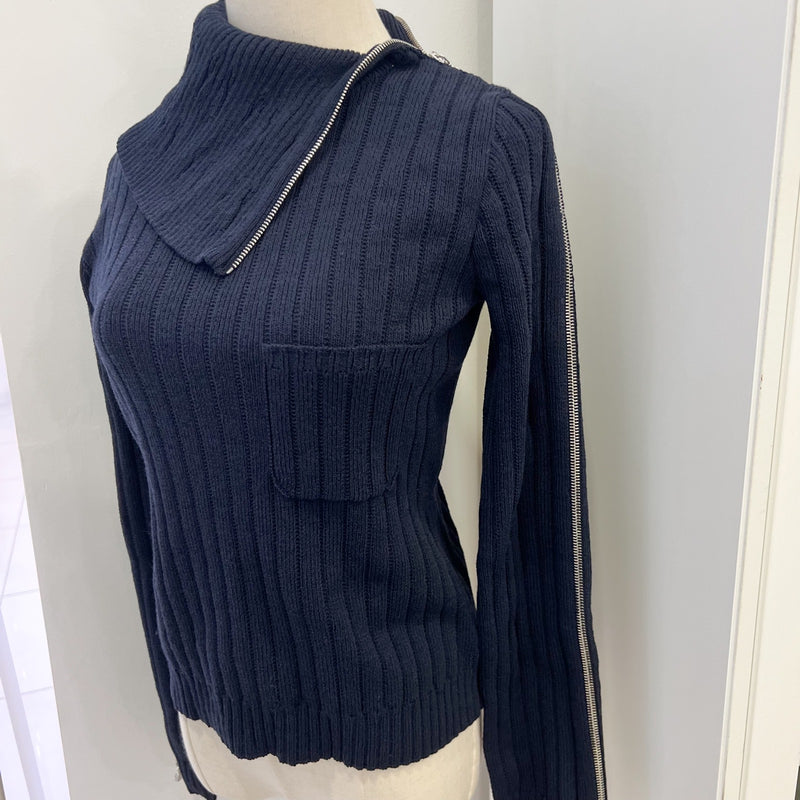 Chanel 24K Knitted Pullover with Zipper and Charms in Navy Wool and Polyamide (Model: P78425)