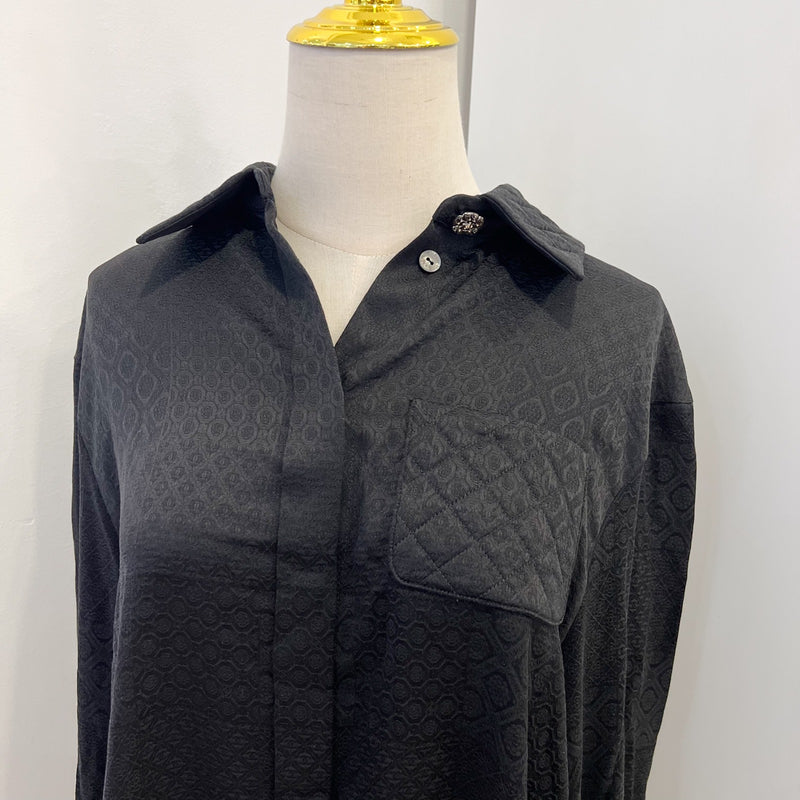 Chanel 25A Shirt in Black 100% Silk Sz 38 (Model: P79880)