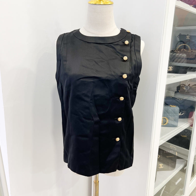 Chanel 25A Sleeveless Blouse / Top in Black 100% Silk with Gold Buttons (Model: P79815)