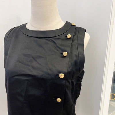 Chanel 25A Sleeveless Blouse / Top in Black 100% Silk with Gold Buttons (Model: P79815)