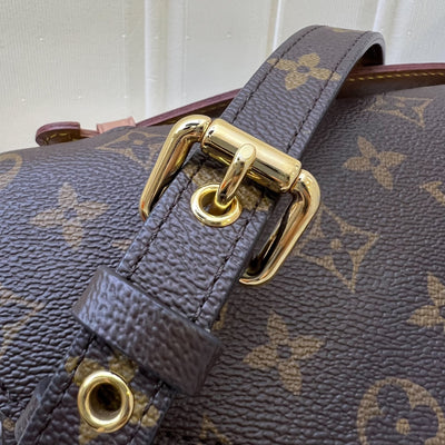 LV Pochette Metis in Monogram Canvas GHW (Model: M44875)