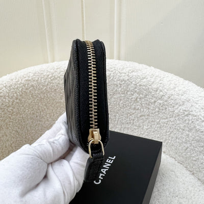 Chanel 23C Zipped Card Holder in Black Caviar LGHW