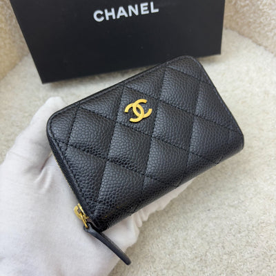 Chanel Classic Zippy Card Holder in Black Caviar and GHW