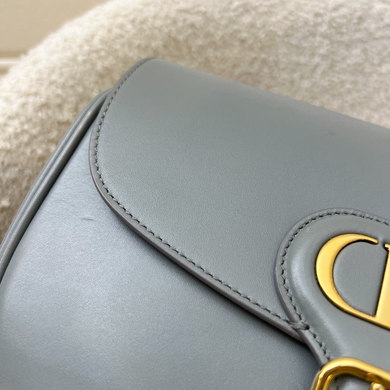 Dior Medium Bobby Flap in Grey Stone Calfskin and GHW (Model: M9319UMOL, Colour: 41G)