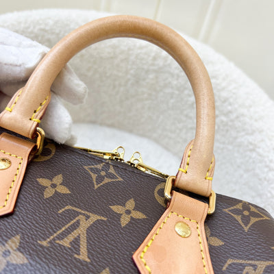 LV Speedy Bandouliere 20 in Monogram Canvas and Black Patterned Strap