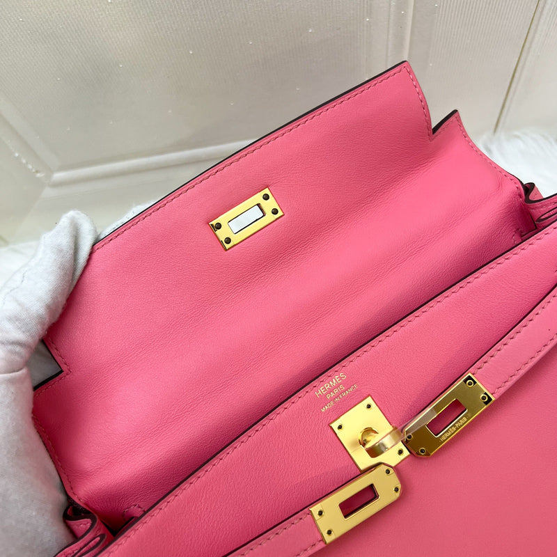Hermes Kelly 25 in Rose Azalee Swift Leather and GHW