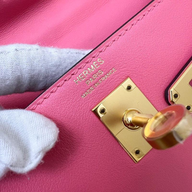 Hermes Kelly 25 in Rose Azalee Swift Leather and GHW