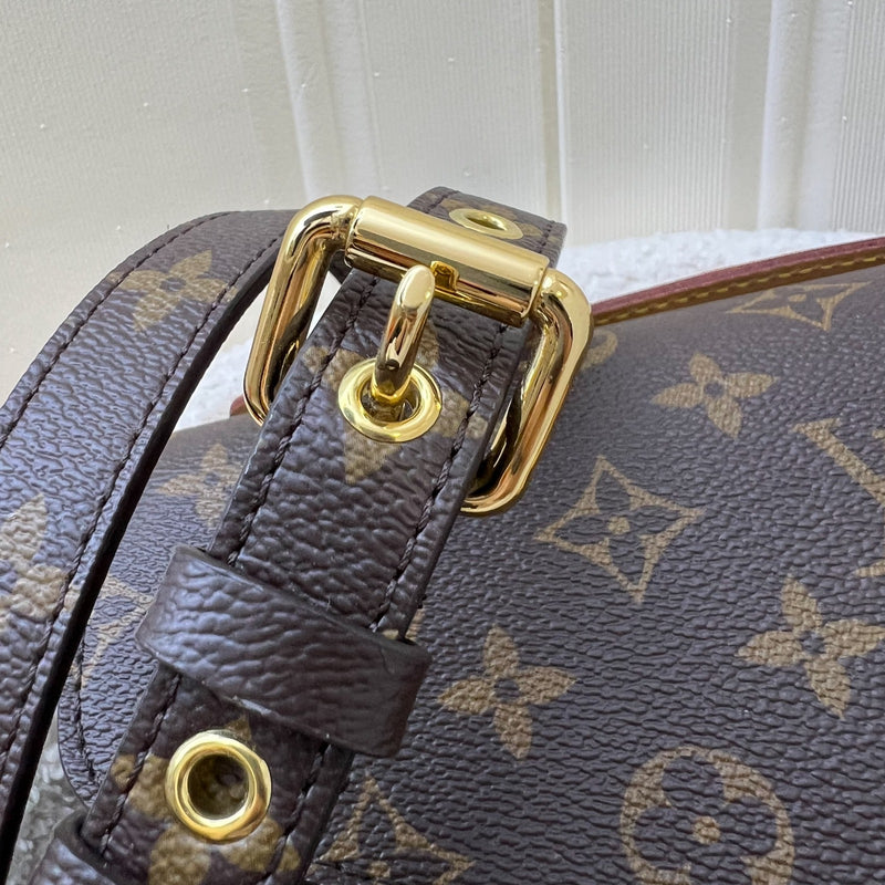 LV Pochette Metis in Monogram Canvas GHW (Model: M44875)