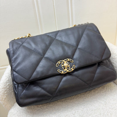 Chanel 19 Medium / Large Flap in Black Lambskin and 3-tone HW