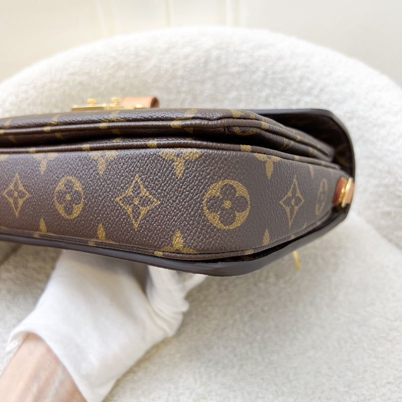 LV Pochette Metis in Monogram Canvas GHW (Model: M44875)