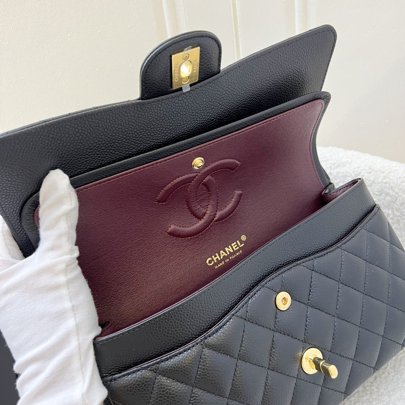 Chanel Medium Classic Flap CF in Black Caviar GHW (Model: A01112)