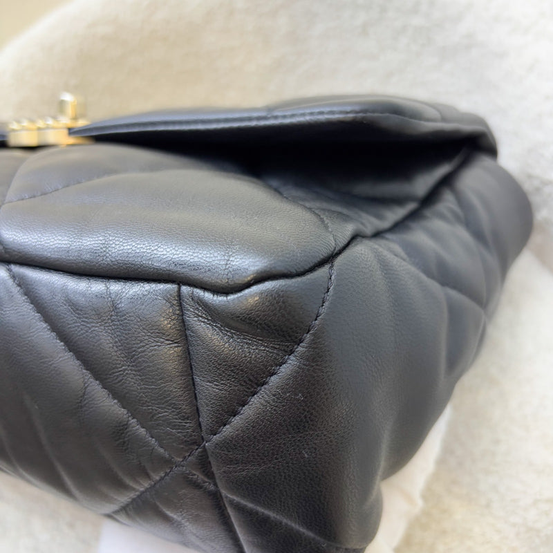 Chanel 19 Medium / Large Flap in Black Lambskin and 3-tone HW