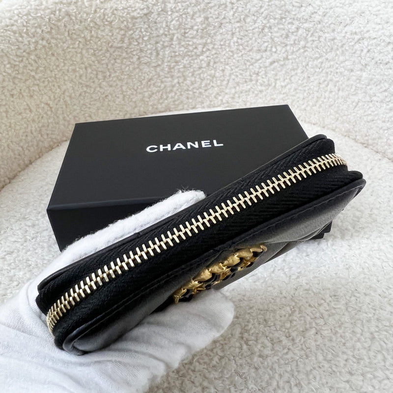 Chanel 19 Zippy Card Holder in Black Lambskin AGHW