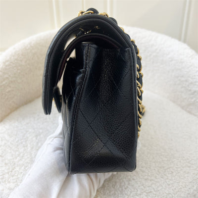 Chanel Small Classic Flap CF in Black Caviar and GHW