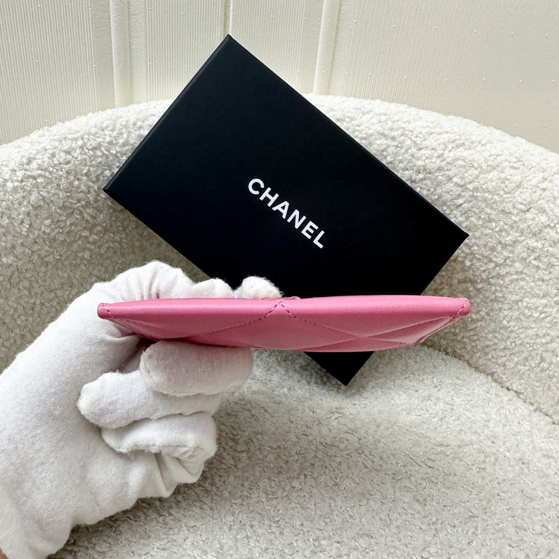 Chanel 19 Flat Card Holder in Pink Lambskin and AGHW