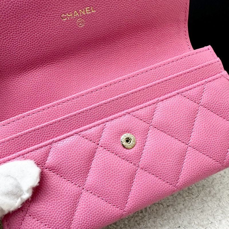 Chanel Seasonal Medium Mid-Length Wallet in Pink Caviar GHW