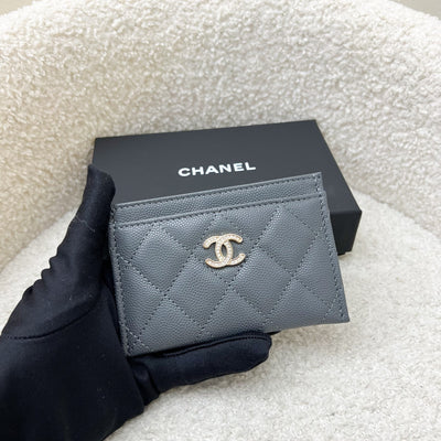 Chanel 25B Flat Card Holder with Diamantes studded CC Logo in Grey Caviar and LGHW