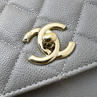 Chanel Medium Business Affinity Flap in 21B Grey Caviar and LGHW (Model: A93607)