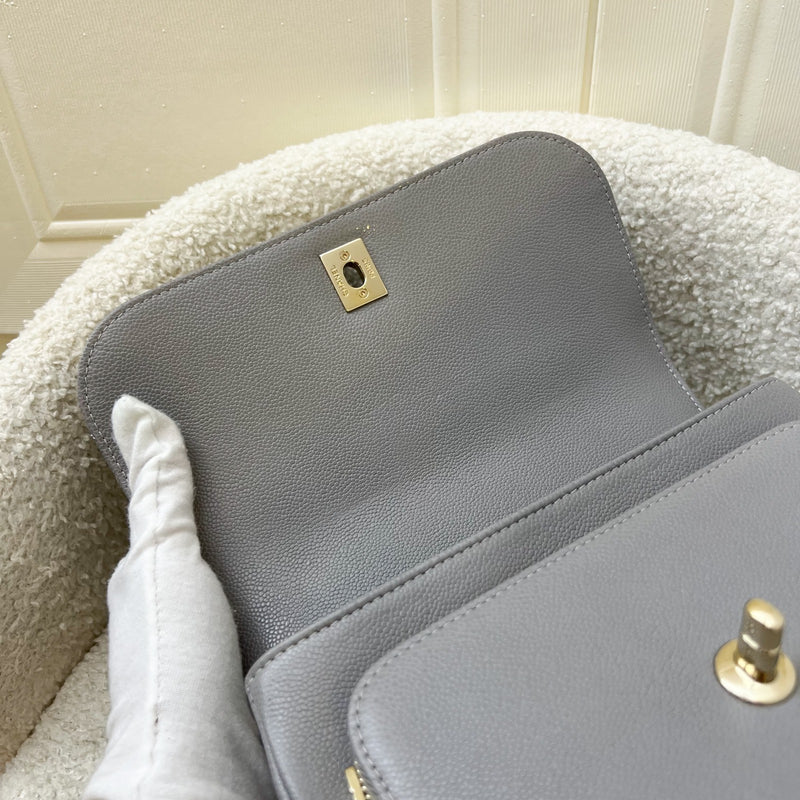 Chanel Medium Business Affinity Flap in 21B Grey Caviar and LGHW (Model: A93607)