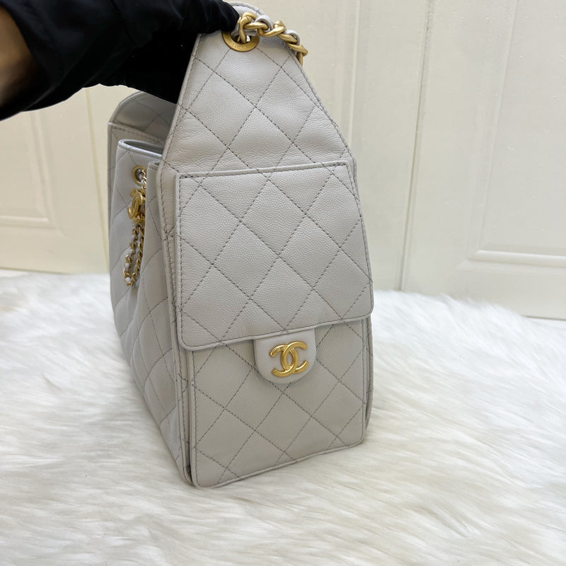 [Unused - June 2025] Chanel 25 Small Hobo Bag in Grey Caviar and AGHW (Model: AS5293)