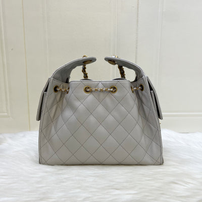 [Unused - June 2025] Chanel 25 Small Hobo Bag in Grey Caviar and AGHW (Model: AS5293)