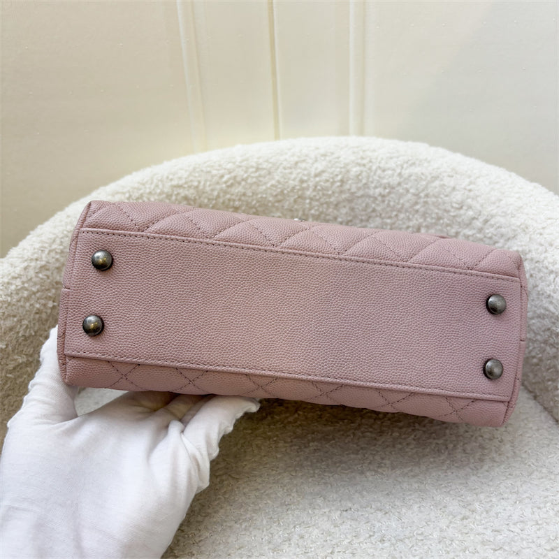 Chanel Small (24cm) Coco Handle in Pink Caviar and RHW (Model: A92990)