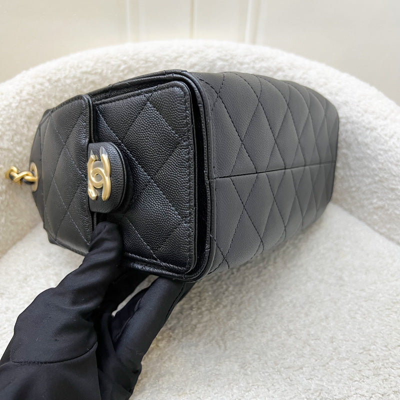 [BN - Local Set - Nov 2025] Chanel 25 Mini Hobo Bag in Black Caviar and AGHW (Model: AS5631)
