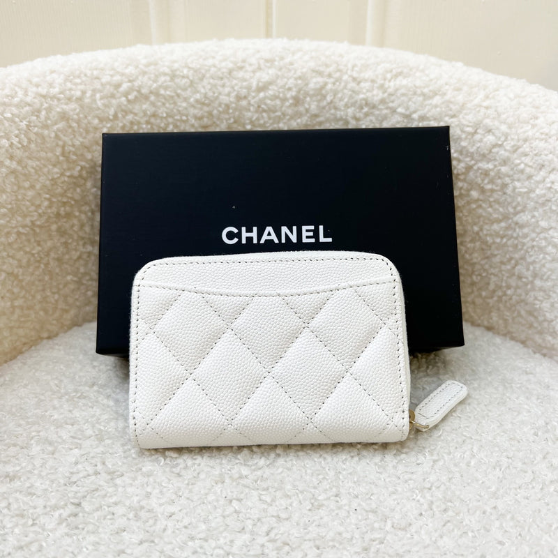 Chanel 23C Zippy Card Holder in White Caviar and GHW