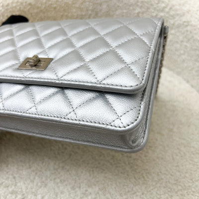 Chanel Reissue Wallet on Chain WOC in Metallic Silver Calfskin and SHW