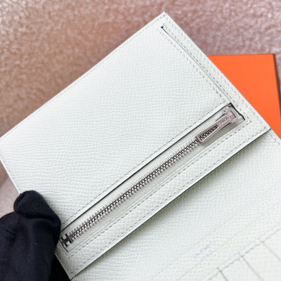 Hermes Bearn Compact Wallet in Vert Fizz Epsom Leather and PHW