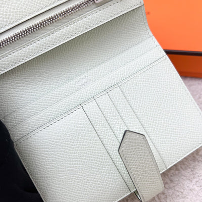Hermes Bearn Compact Wallet in Vert Fizz Epsom Leather and PHW