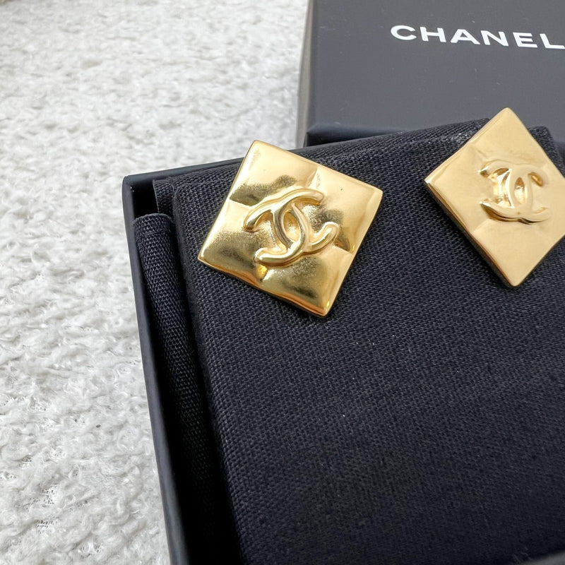Chanel 24K Square CC Earrings in GHW (Model: ABE656)
