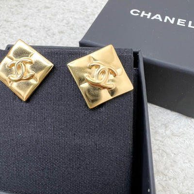 Chanel 24K Square CC Earrings in GHW (Model: ABE656)