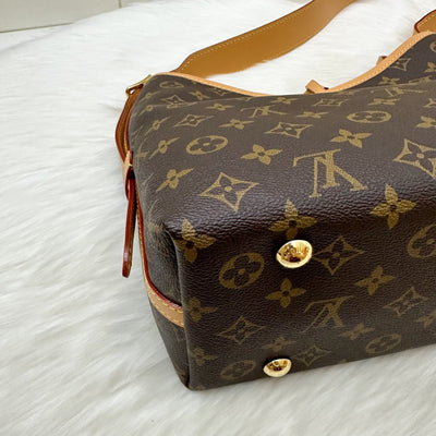 LV Carryall PM Hobo Bag in Monogram Canvas and GHW