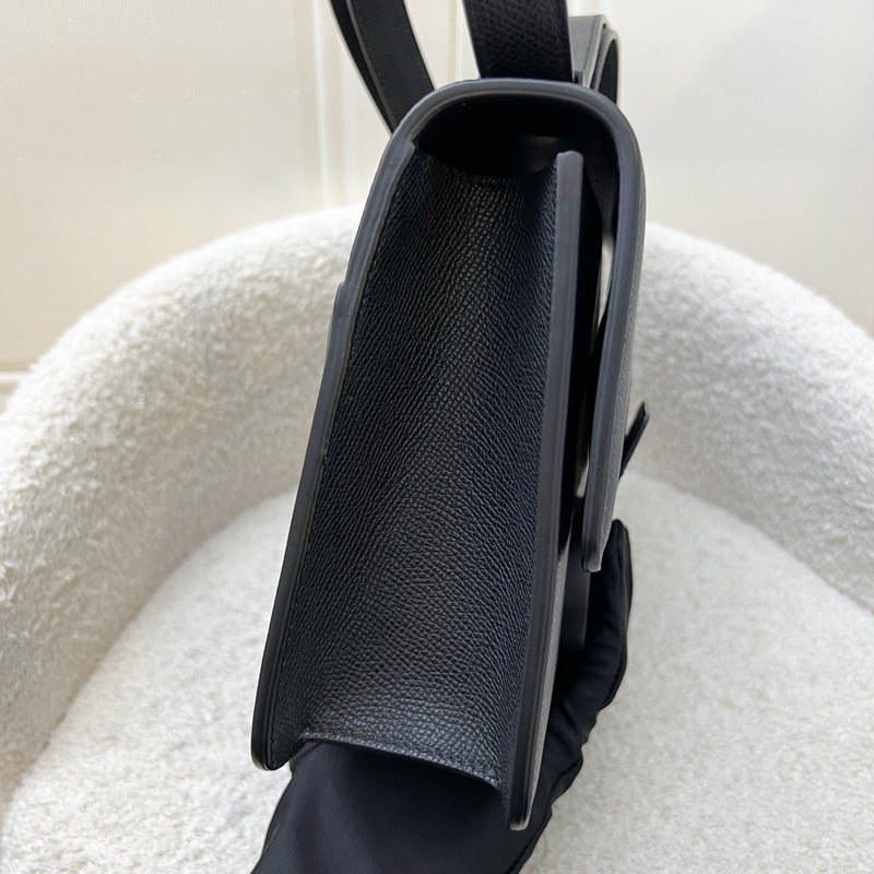 Dior 30 Montaigne Flap Bag in Ultramatte Grained Black Leather and BHW (Model: M9203SBAV, Colour: M989)