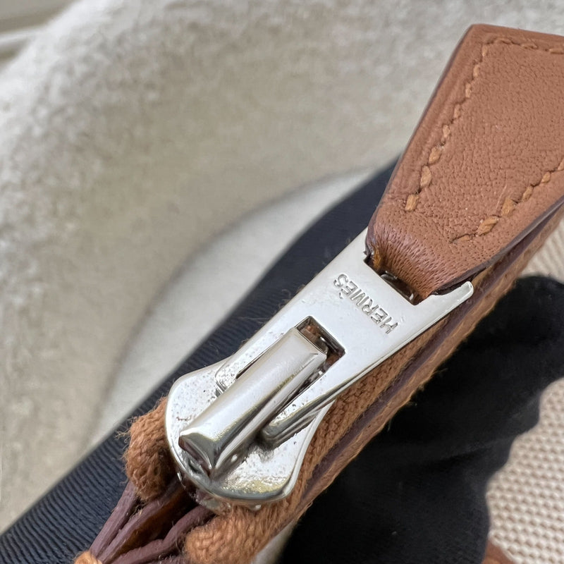 Hermes Cargo Voyage Pochette in Ecru Beige Toile H Canvas, Gold Swift Leather and PHW