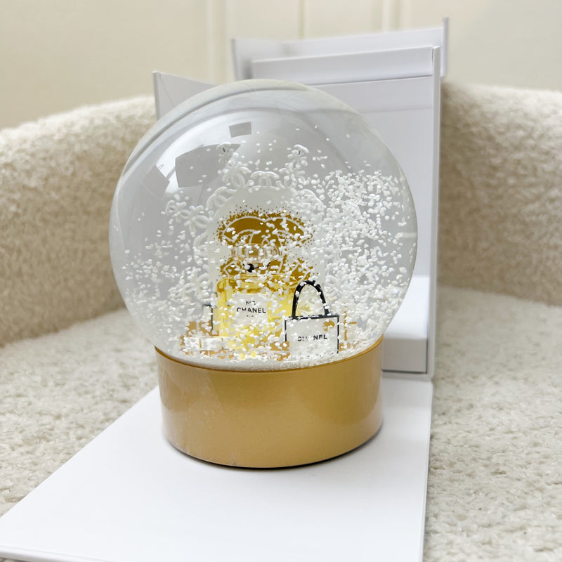 Chanel VIP Gift Snowflake Perfume Globe