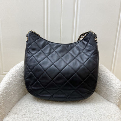 Chanel 22P Hobo Bag in Black Lambskin and LGHW (Model: AS3101)
