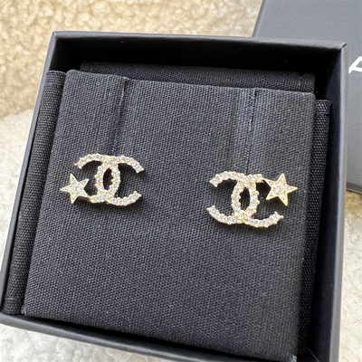 Chanel 22S Classic Star Earrings in LGHW