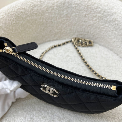 Chanel VIP Gift Crossbody Bag with Crystal Studded CC Logo in Black Velvet and LGHW