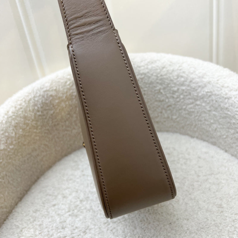 Saint Laurent YSL Le 5 à 7 Shoulder Bag in Taupe Smooth Calfskin and GHW
