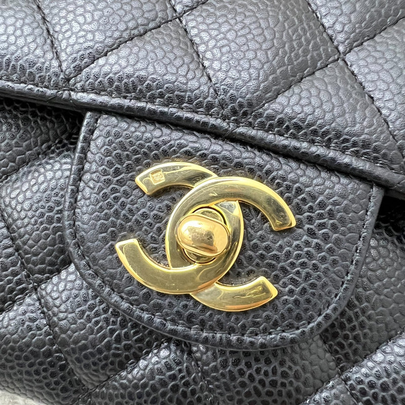 Chanel Vintage Medium Classic Flap CF in Black Caviar and 24K GHW