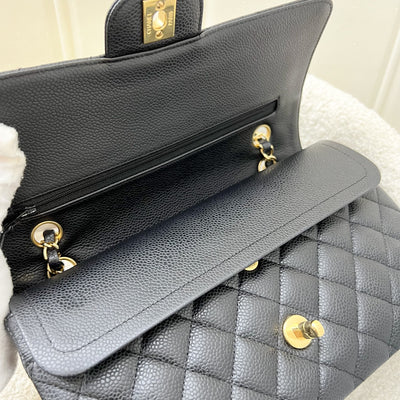 Chanel Vintage Medium Classic Flap CF in Black Caviar and 24K GHW